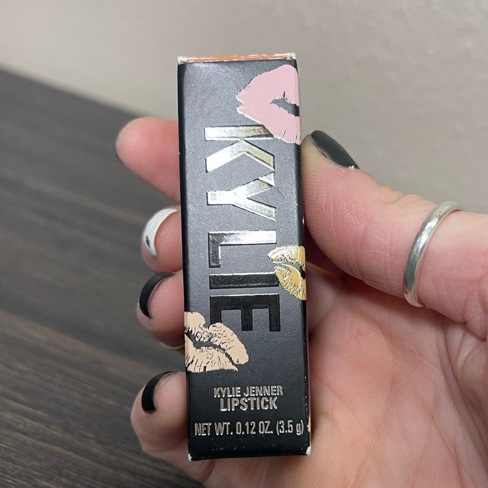 Kylie lipstick - Picture 7 of 7